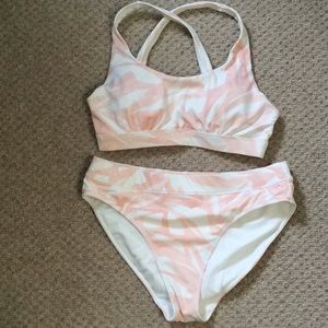 Woman’s Athleta bathing suit